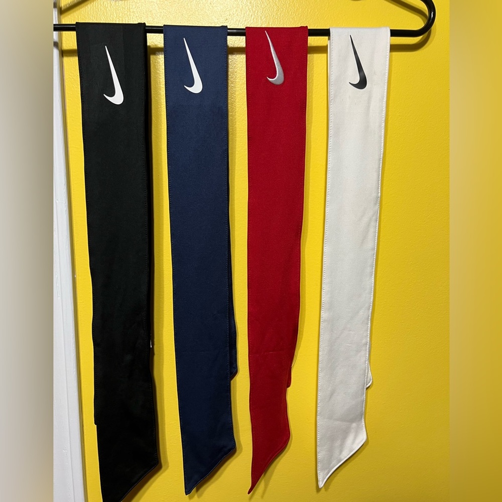 Nike sports bands